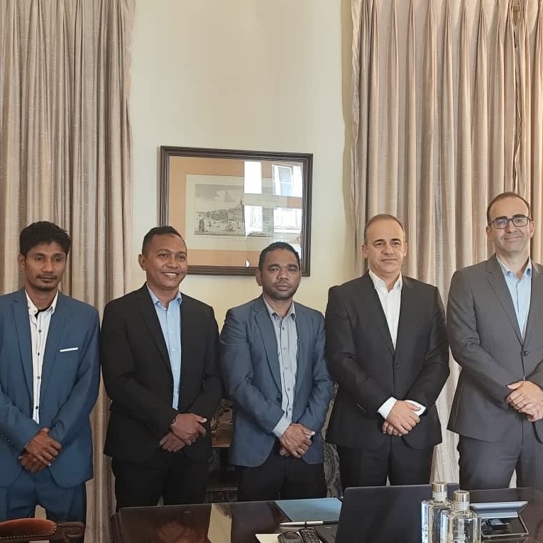 Decanos da UNDIL e menbros da Universidade Aberta